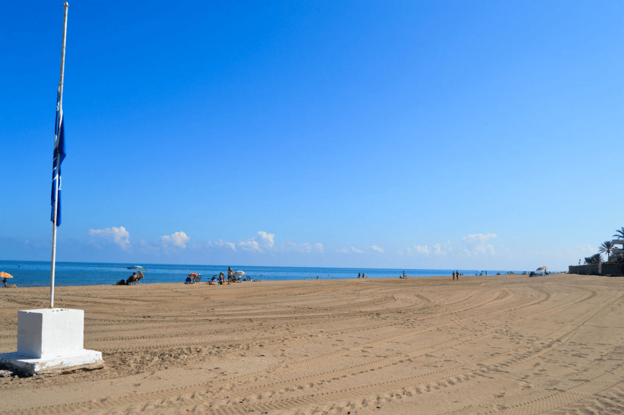 Apartamento reformado y muy luminoso a 300 m de la playa en Dénia