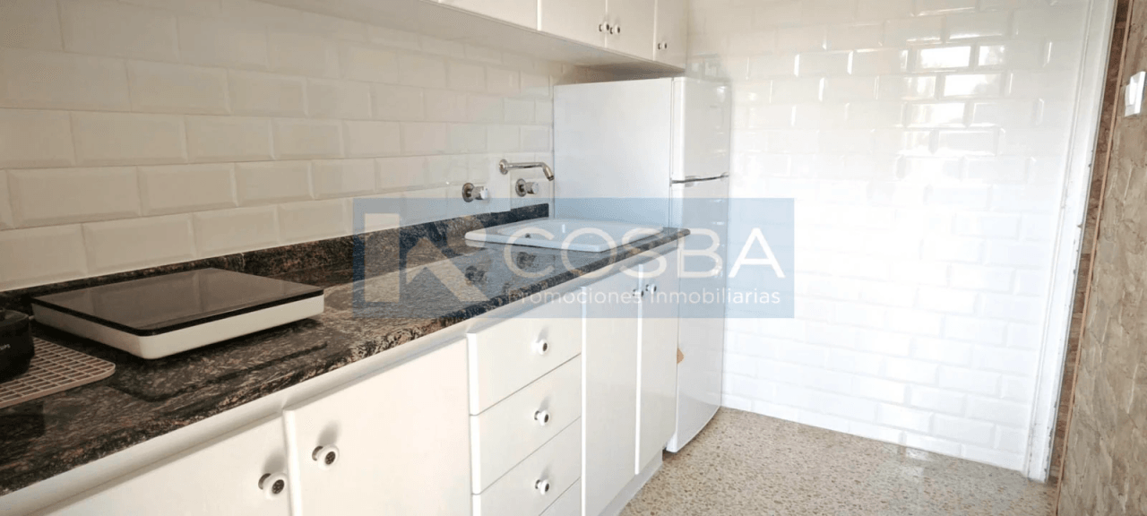 Apartamento reformado y muy luminoso a 300 m de la playa en Dénia