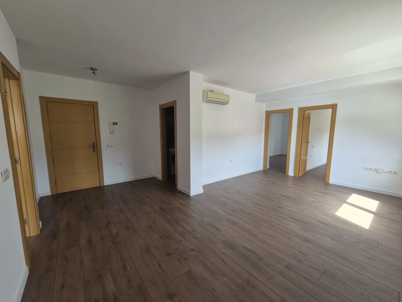 Appartement de 2 chambres avec garage