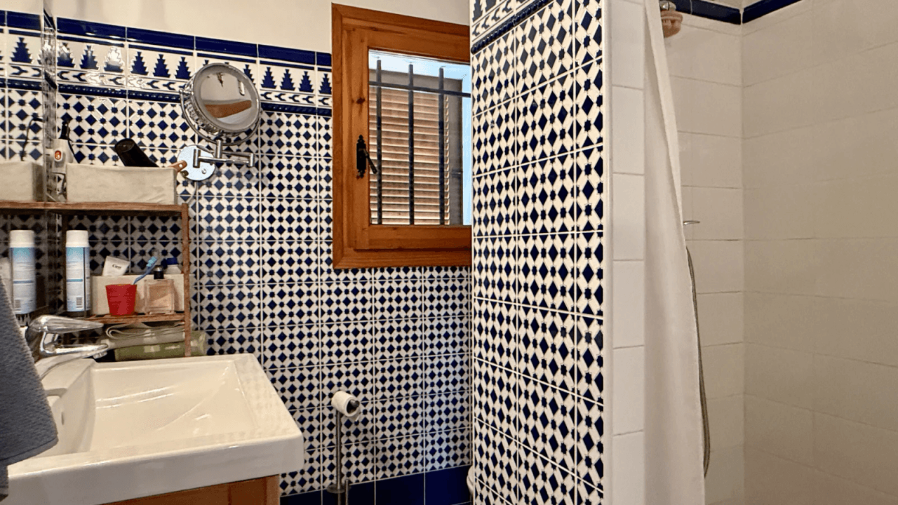 Exclusiva finca mediterránea en Monte Pego con casa de invitados, dos piscinas privadas y un extraordinario potencial