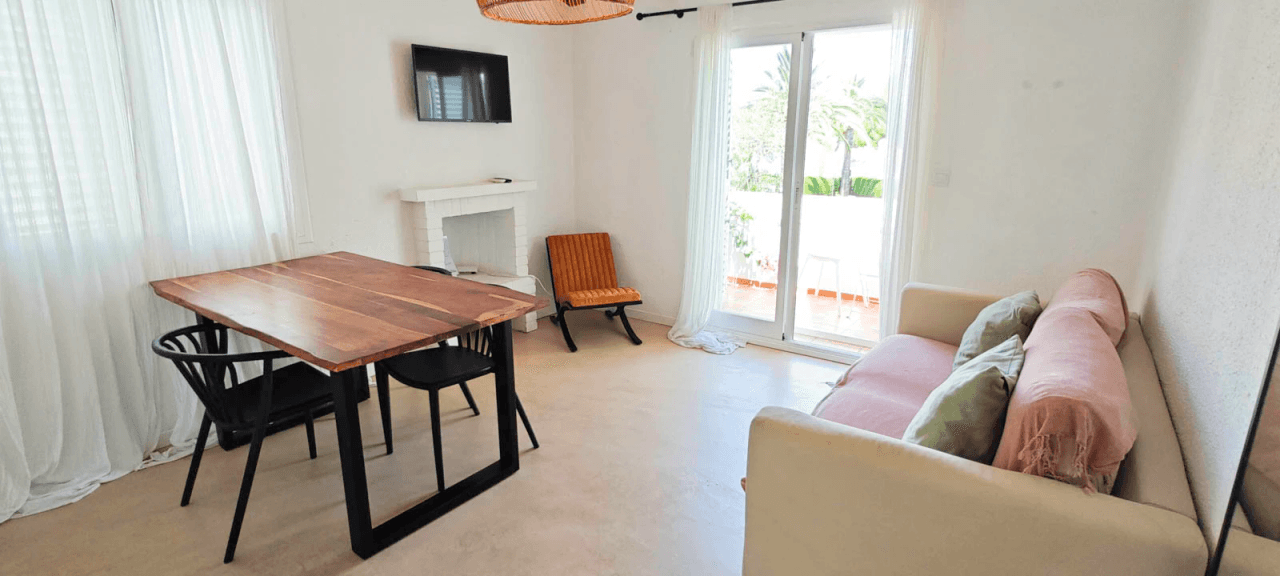 Apartment for sale in La Sella, next to the golf course and a step away from Dénia and its beaches.