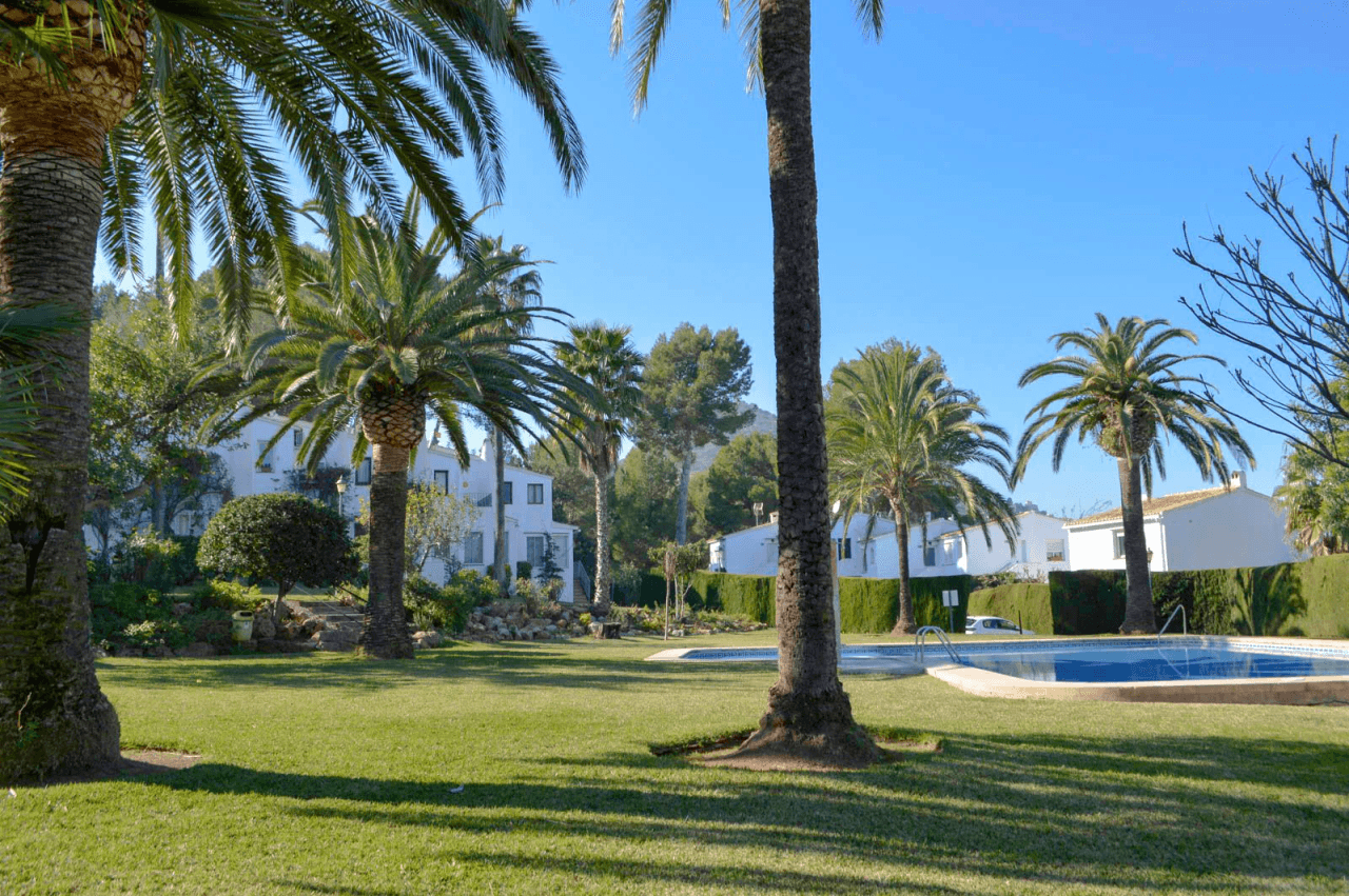 Apartment for sale in La Sella, next to the golf course and a step away from Dénia and its beaches.