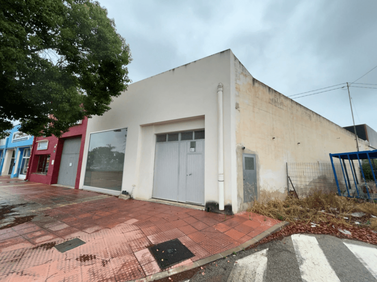 Commercial local for sale in El Verger of 210m².