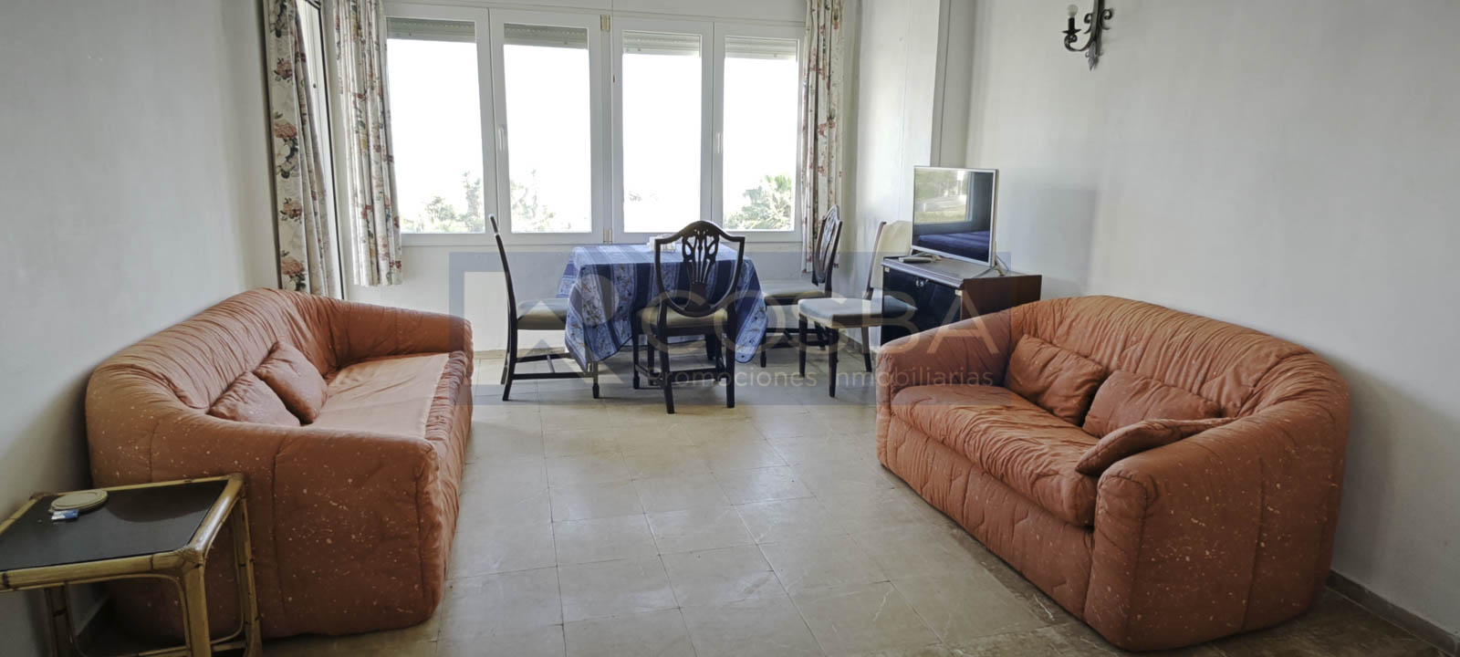 Oportunidad en primera línea con vistas frontales al mar junto a Dénia