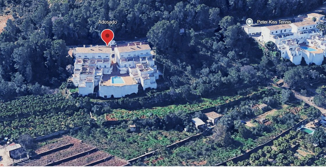 Adosado dúplex con vistas al mar y en perfecto estado en Monte Pego