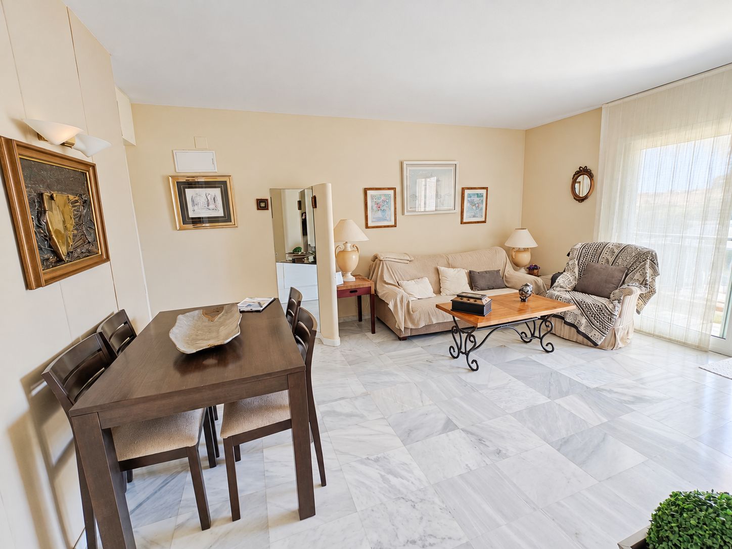 Wohnung zu verkaufen in Dénia, 2 Schlafzimmer mit Meerblick.