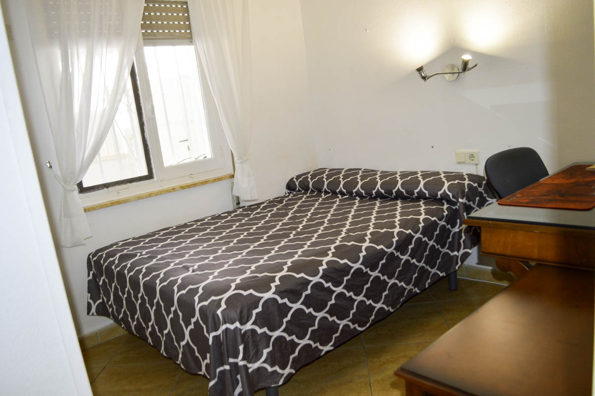 Adosado de 3 dormitorios con patio privado al lado de playa en venta en Dénia